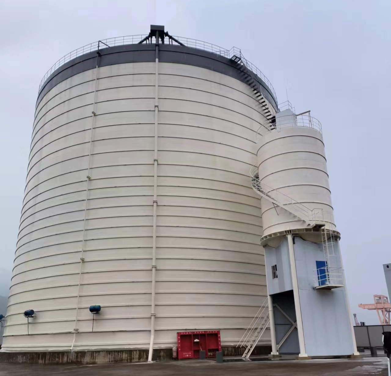 特克斯10万吨水泥钢板库